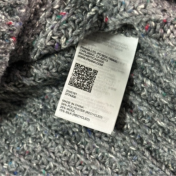NWT Prana Laurel Creek Sweater Size S Charcoal Cable Knit Poly Silk Wool Blend - Picture 11 of 11